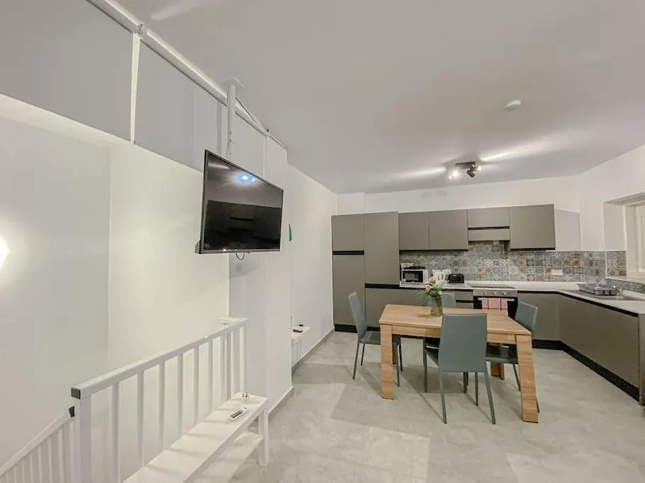 Designer Duplex Penthouse In Floriana Lägenhet Malta