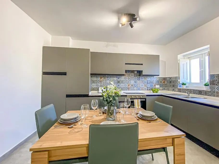 Appartamento Designer Duplex Penthouse In Floriana