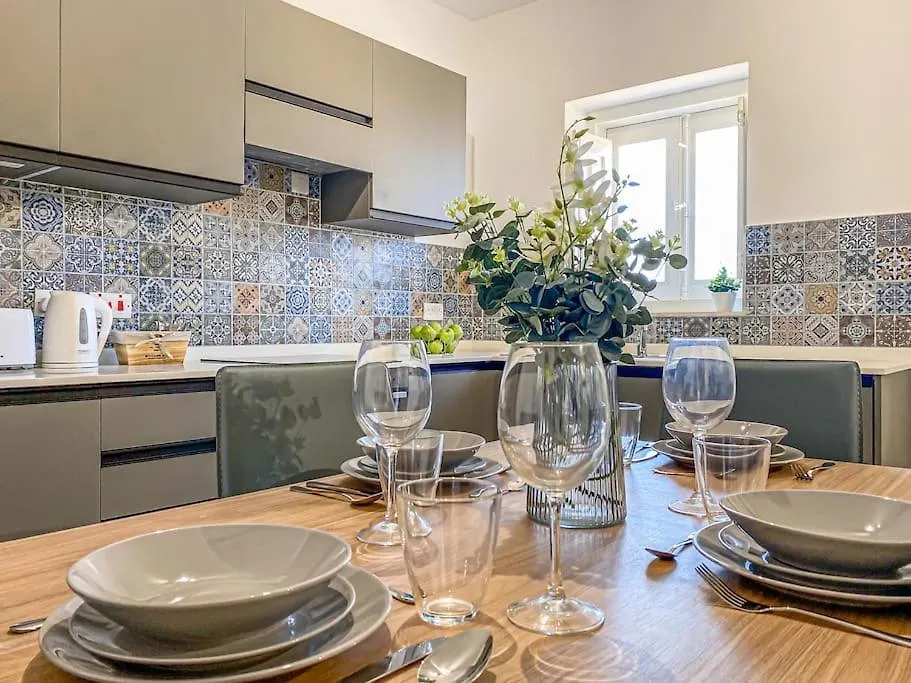 Designer Duplex Penthouse In Floriana Apartment 0*, Il-Furjana